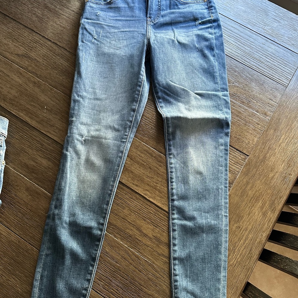 Brand new with tags Women's Express Jeans